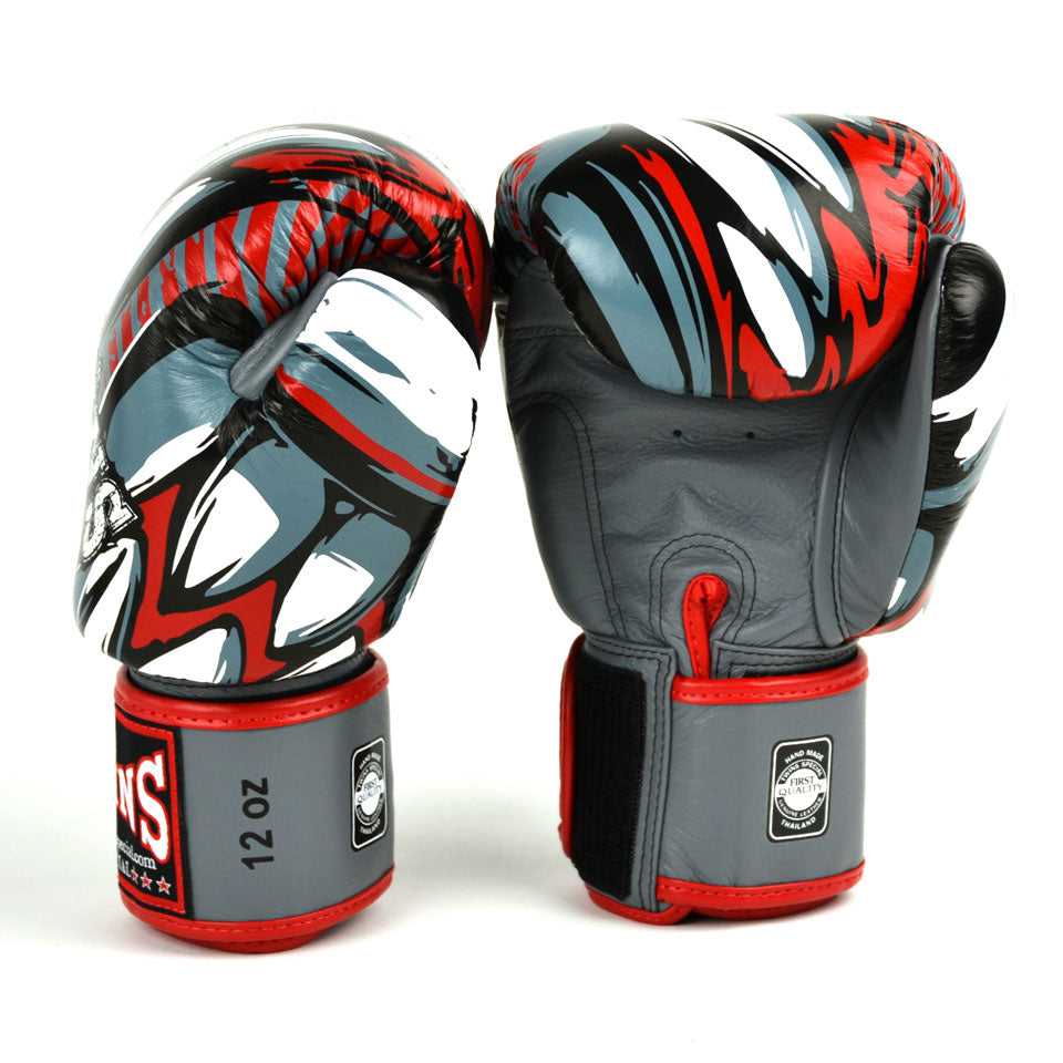 Twins Special "FBGVL3-55 / Demon" Boxing Glove
