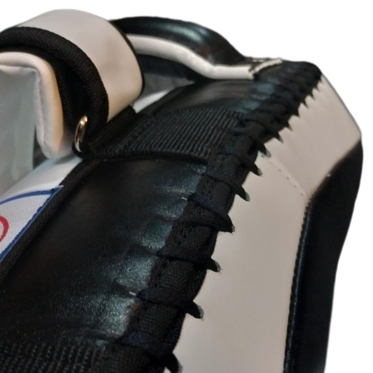 "Muaythai" Leather Curve Kickpad