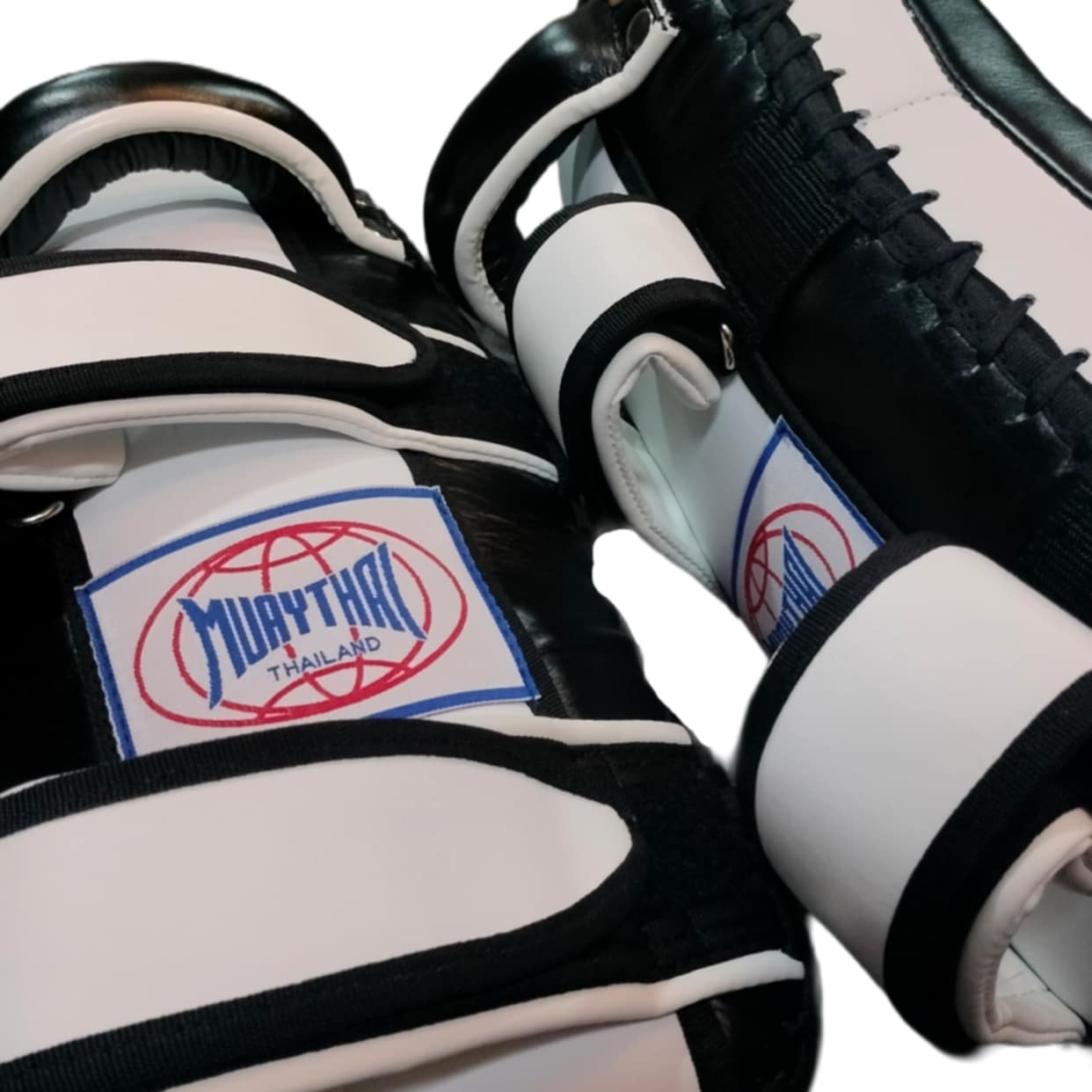 "Muaythai" Leather Curve Kickpad